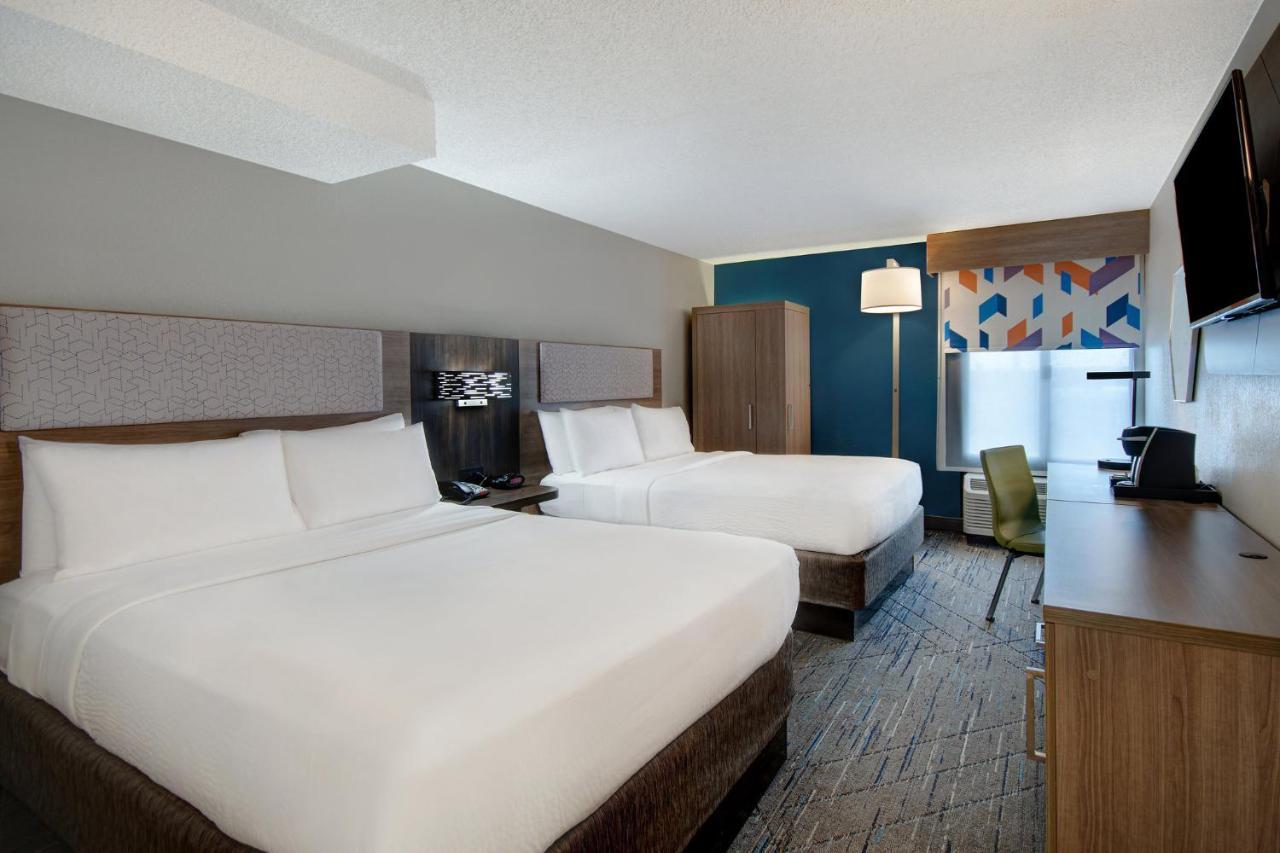 Holiday Inn Express Rochester - University Area By Ihg Экстерьер фото